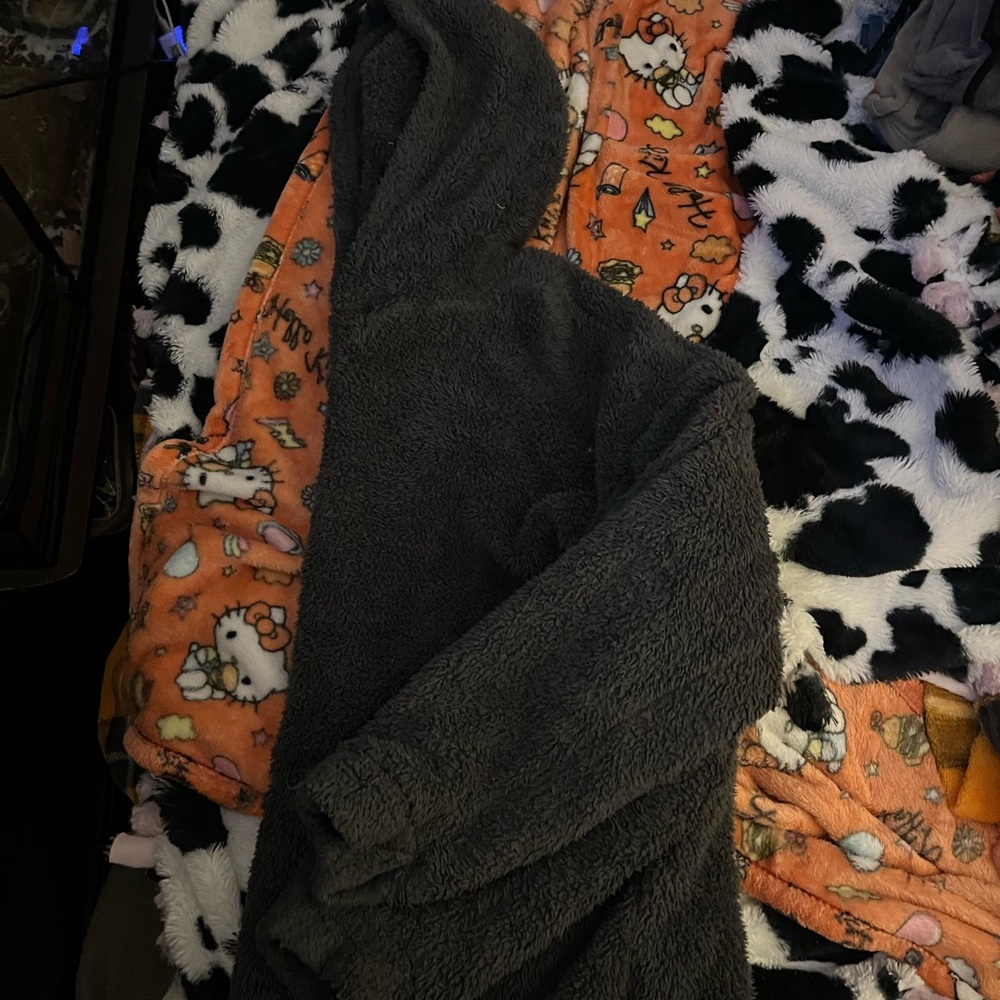 Cozy Gray Hooded Sweater
